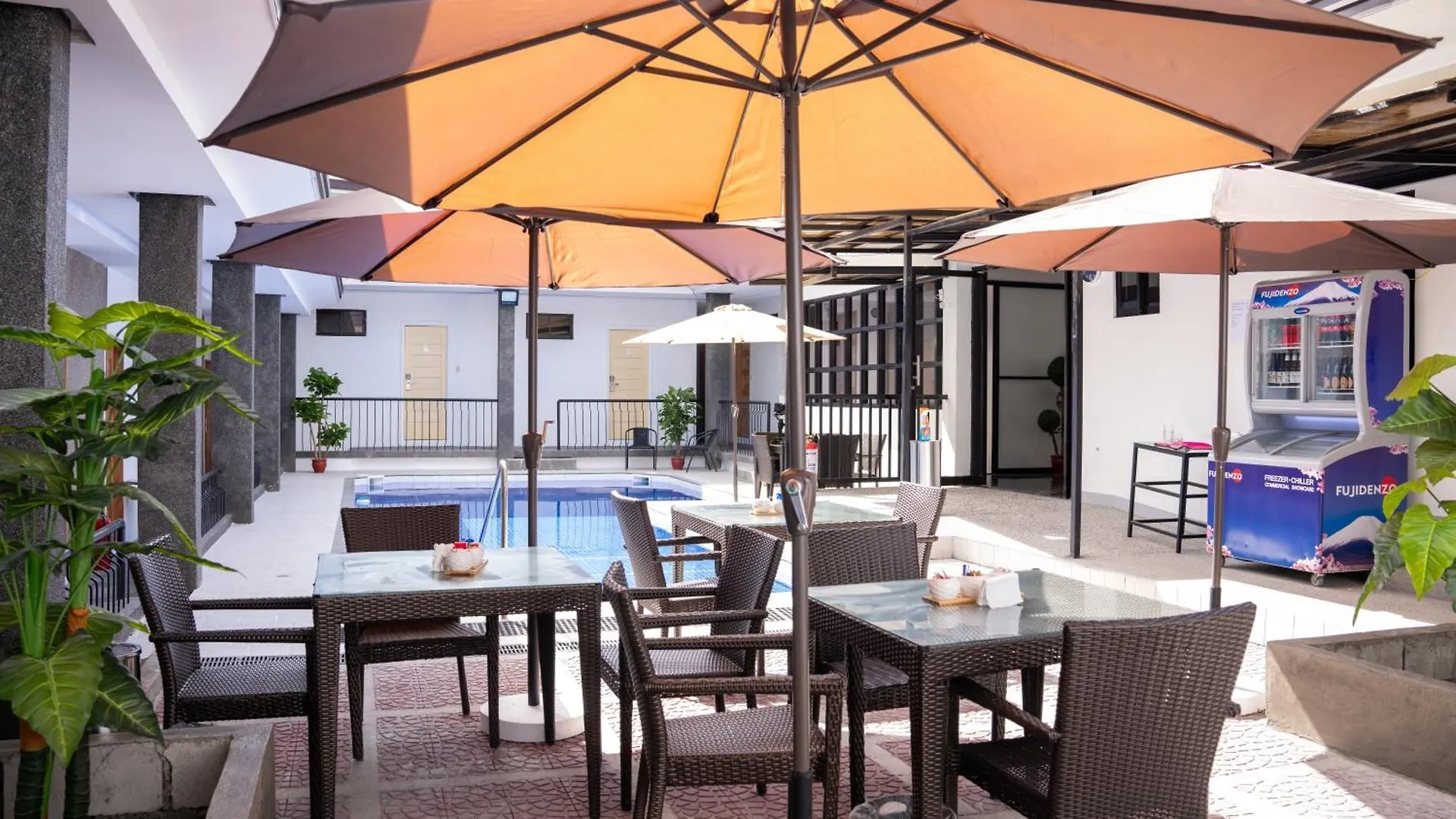 Bavarian Guest House Angeles 2*,  Philippines