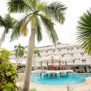 3* Hotel Clarkk Renaissance